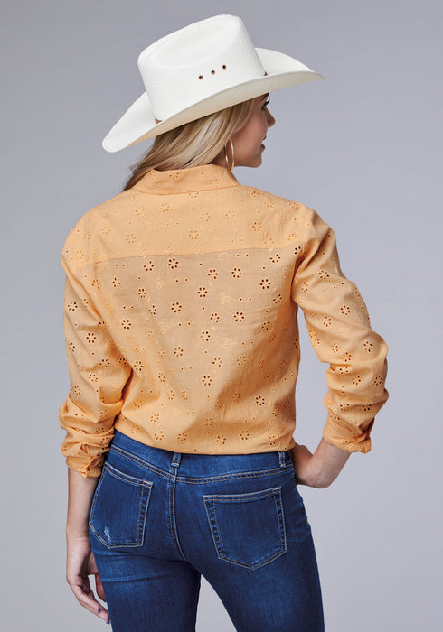 Roper Womens Boyfriend Eyelets Yellow/Gold 100% Cotton L/S Blouse