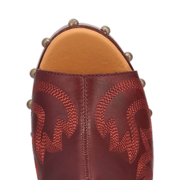 Dingo Womens Free Spirit Wooden Merlot Leather Stud Sandals Shoes