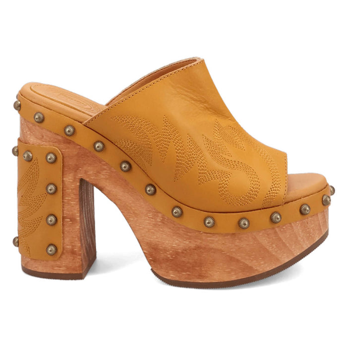 Dingo Womens Free Spirit Wooden Plantain Leather Stud Sandals Shoes