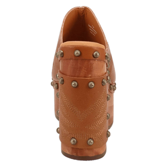 Dingo Womens Free Spirit Wooden Tan Leather Stud Sandals Shoes